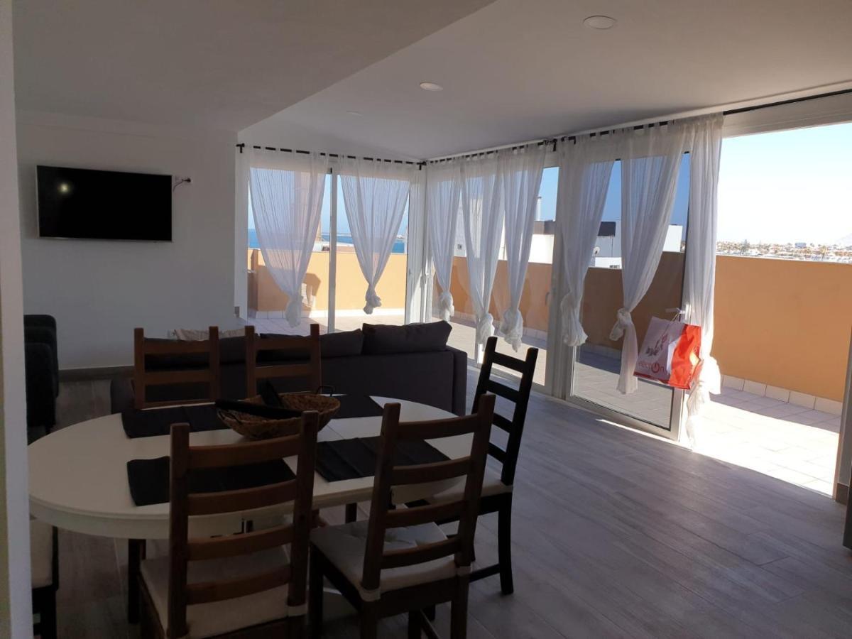 Atico Deluxe Corralejo Centro Apartment Екстериор снимка
